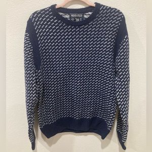 NWT John Rich & Bros Woolrich Large Navy Blue and White Pullover Wool Sweater